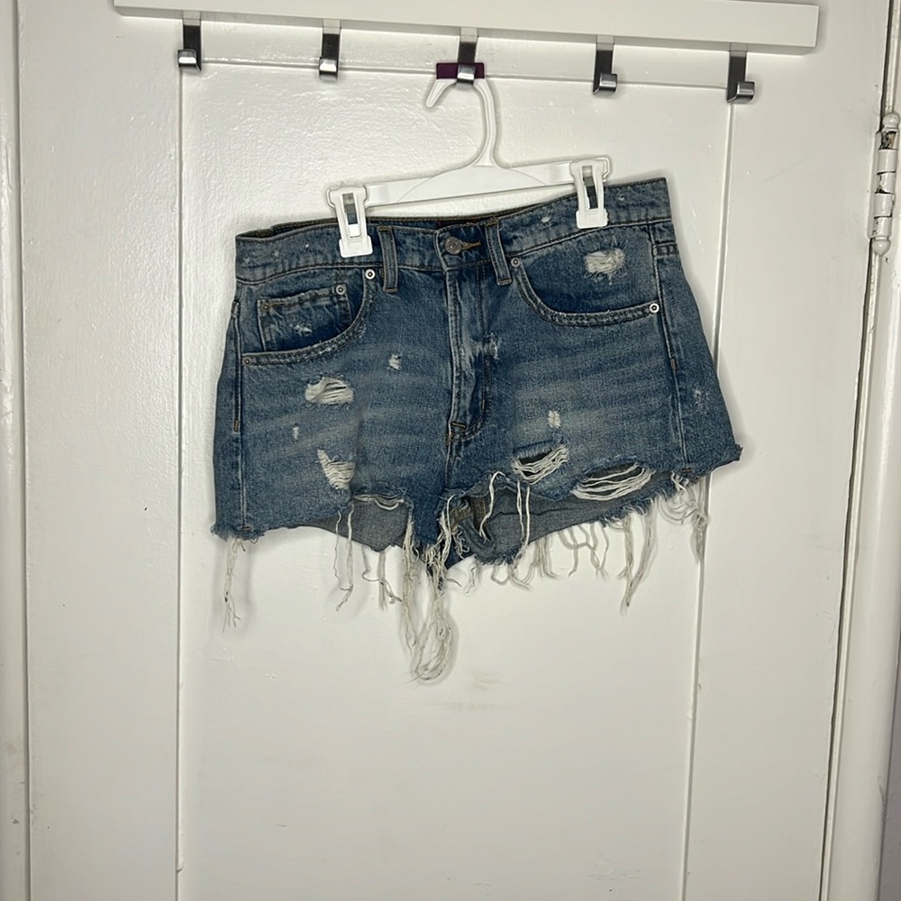 BDG ripped short short jeans